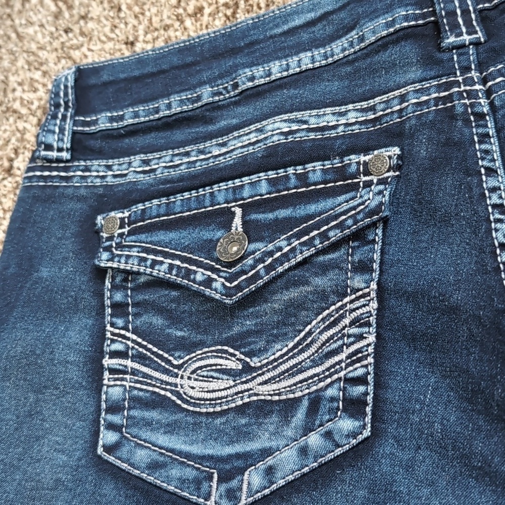 Suko Jean Shorts Embroidered Embellished Size 14